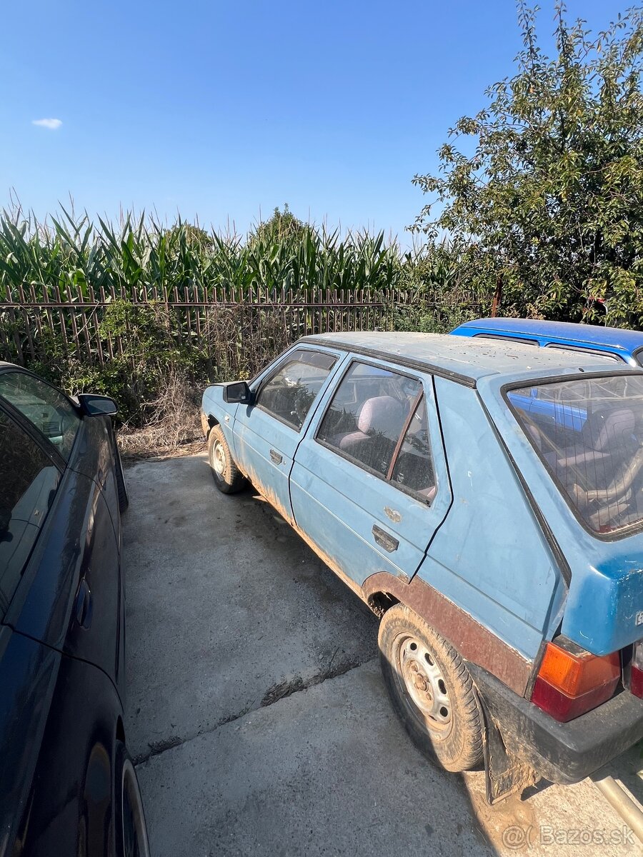 Predám 3x škoda favorit - 6