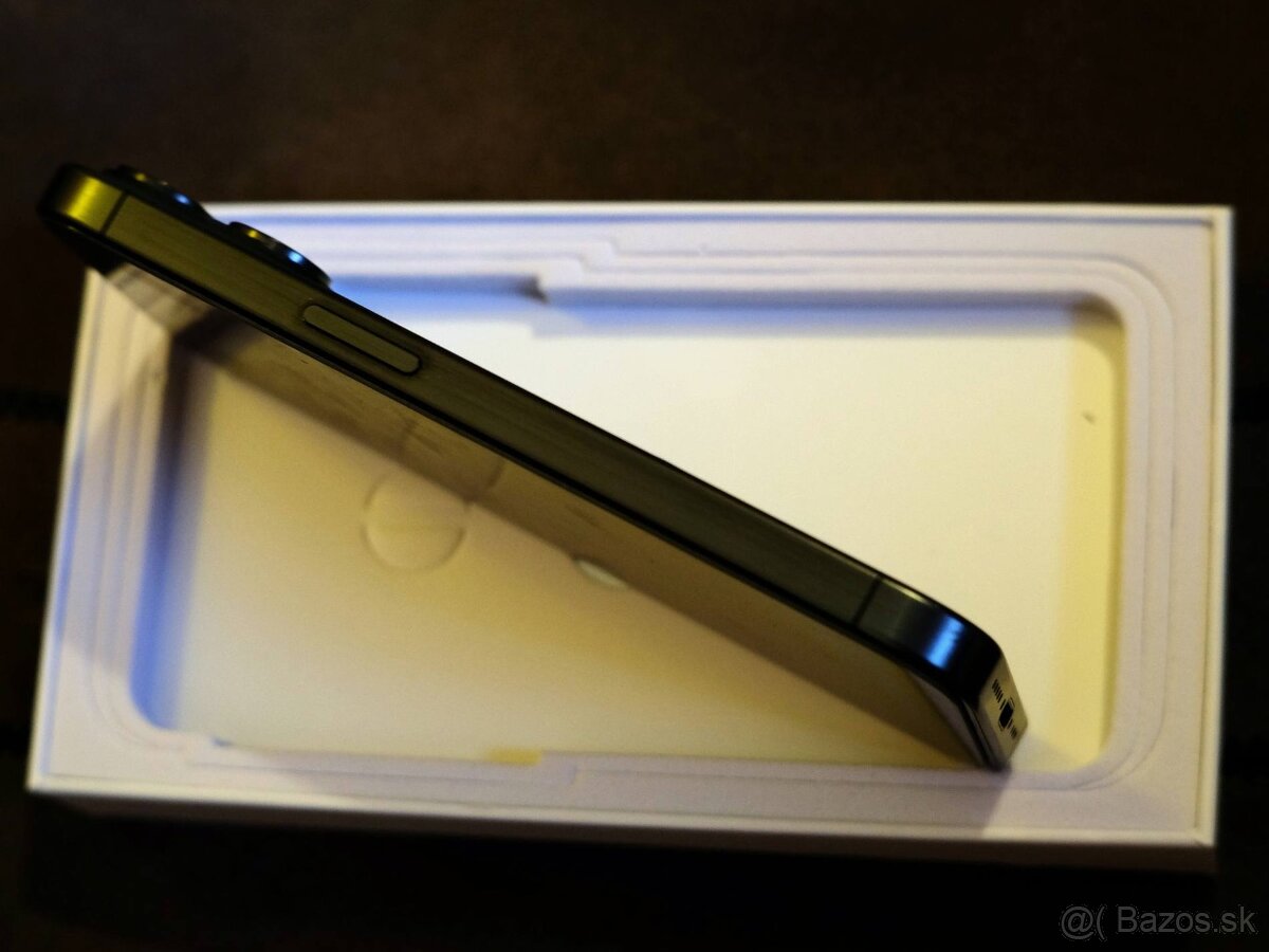 Apple iPhone 15 PRO 256 GB Titanium Black 12/2023 - 6