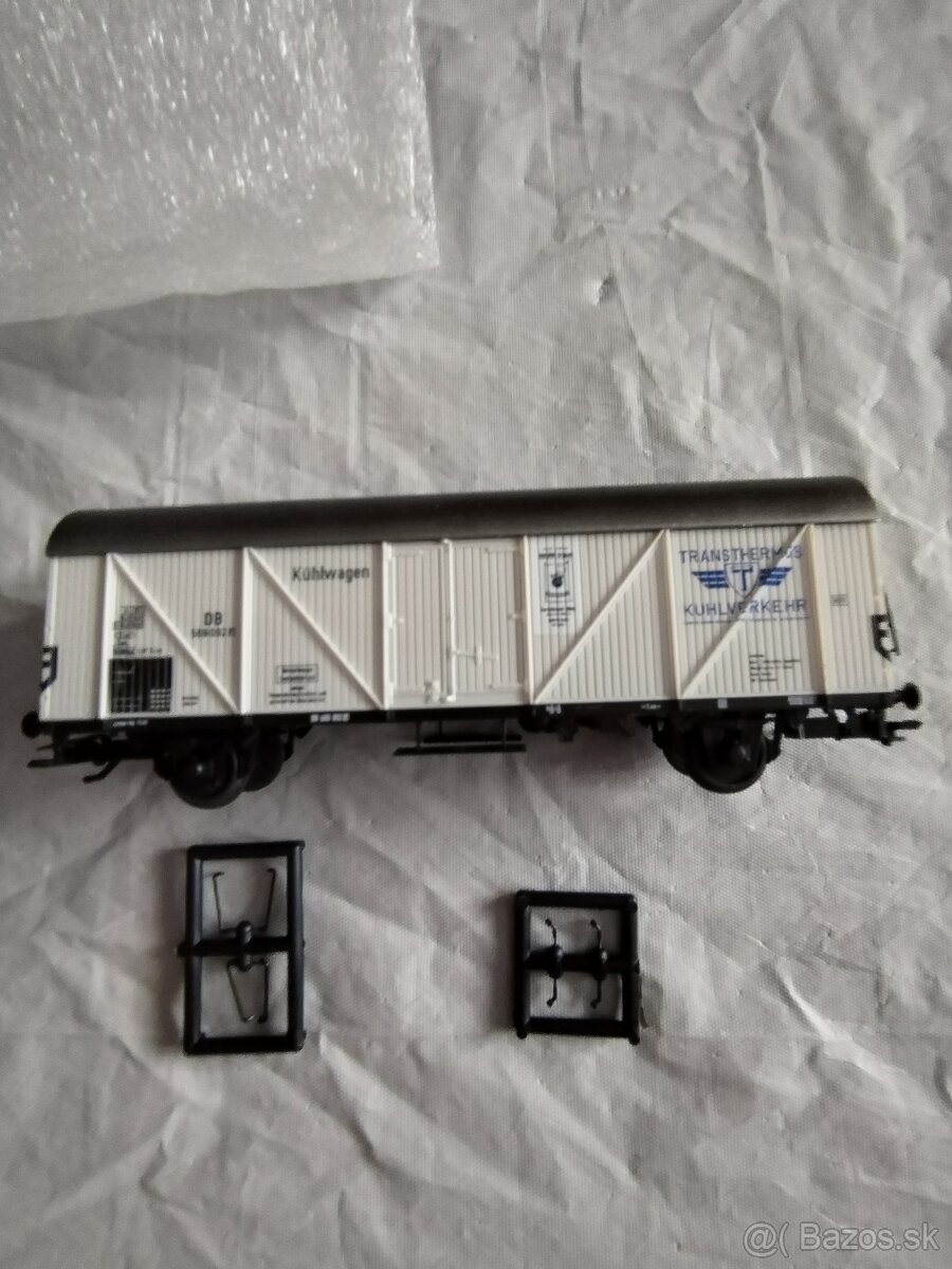 Set troch nákladných vagónov H0 - 6