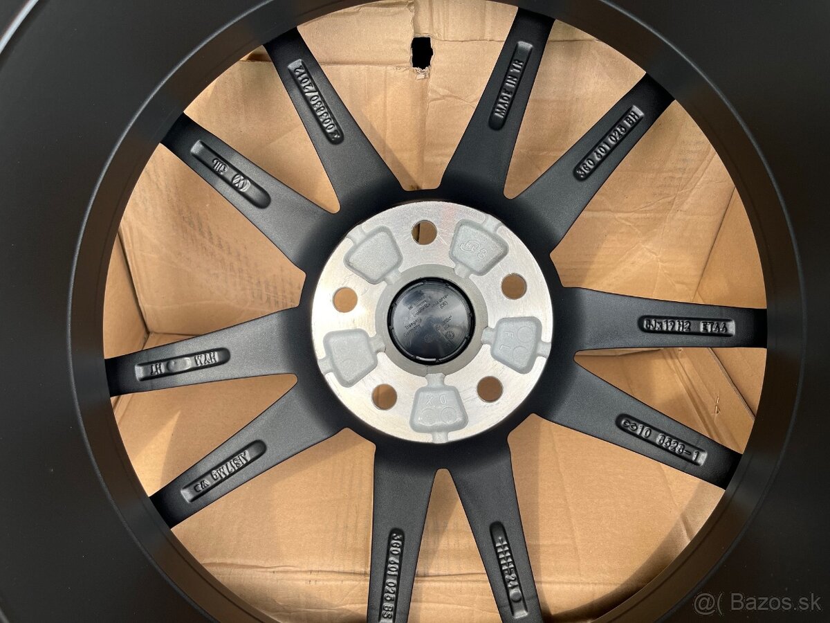 VW PASSAT PRETORIA 19" nové, originál VW - 6