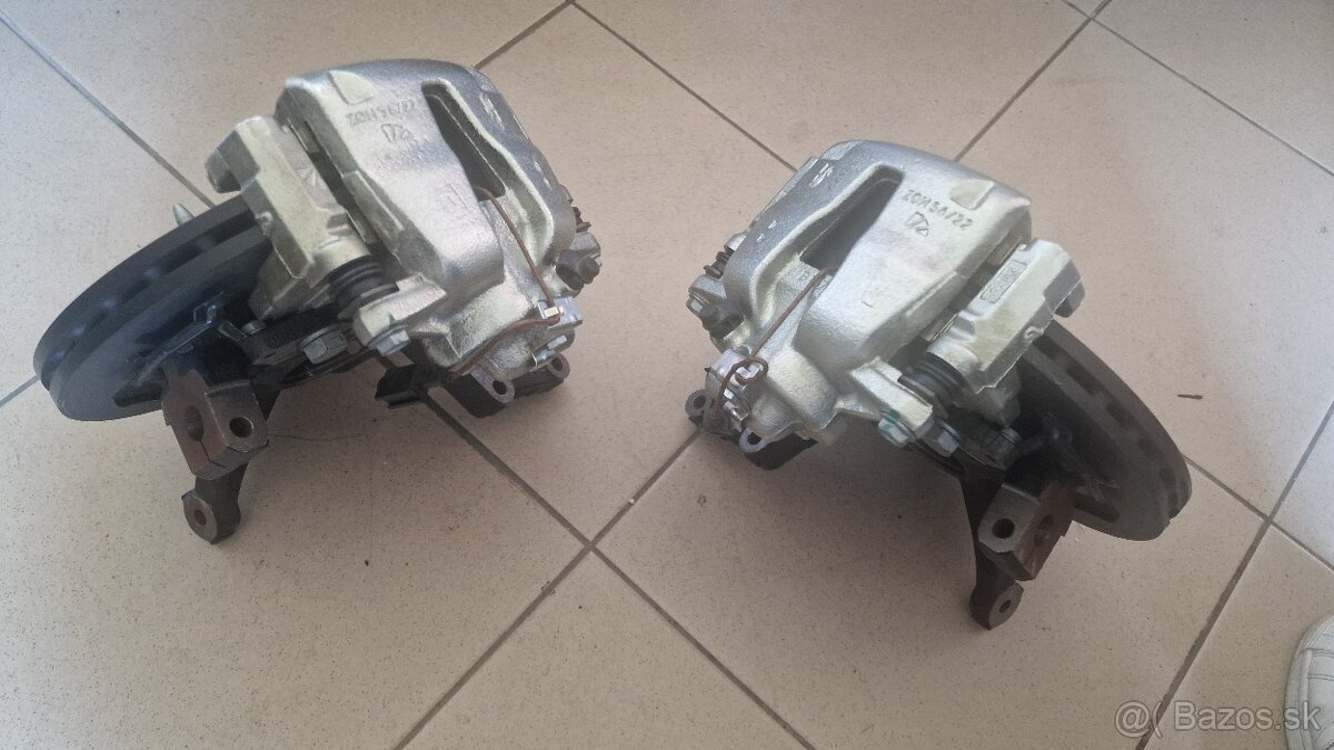 FIA5 500 set brzdové strmene,kotúče,platnicky,otoč - 6