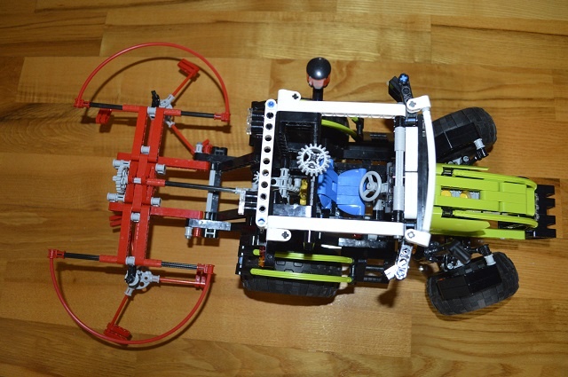 predam LEGO 8284 traktor - 6