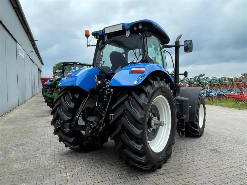 Traktor New Holland T7.270 - 6