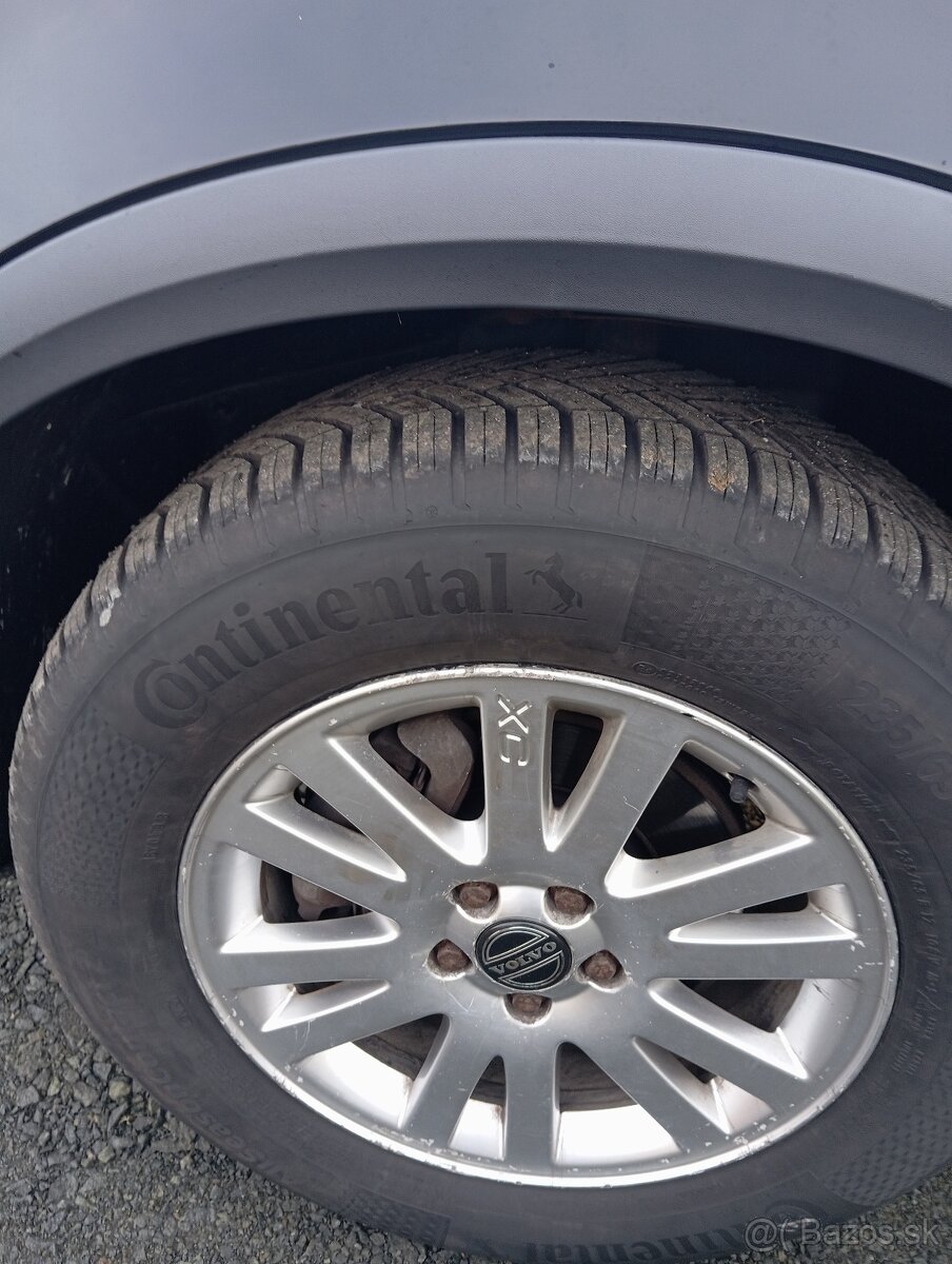 Volvo XC90 2,4D 4x4 - 6