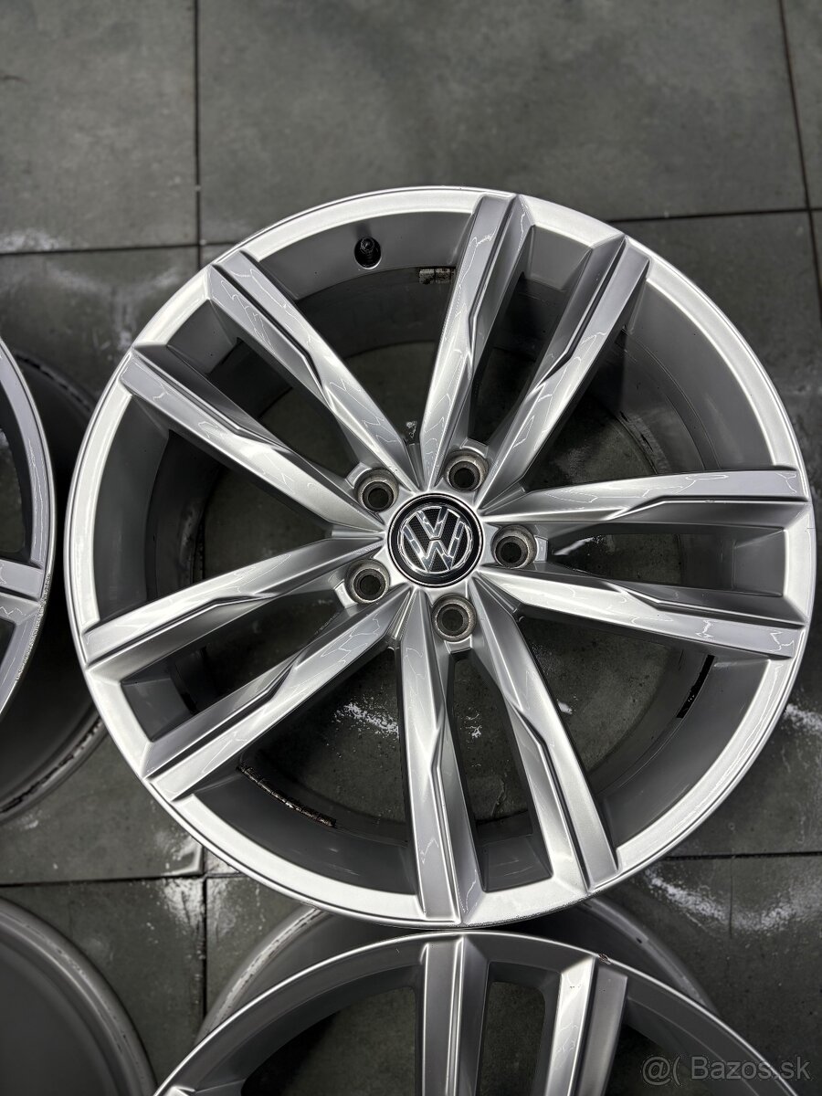 5x112 r18 Dartford Passat b8 R line - 6