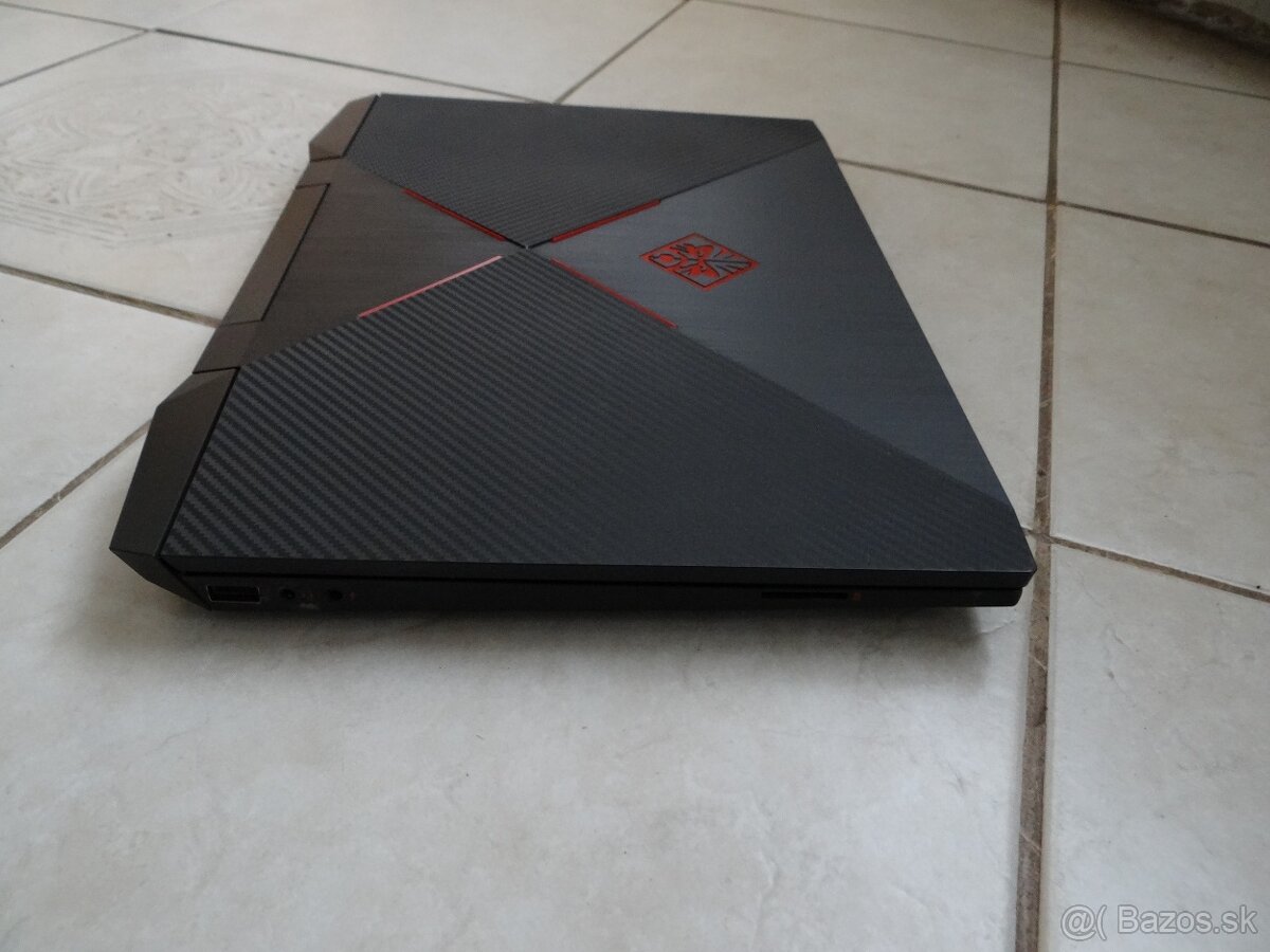 15.6" HP OMEN/Int Core i5/16GB RAM/512SSD a 500 HDD/NVidia - 6