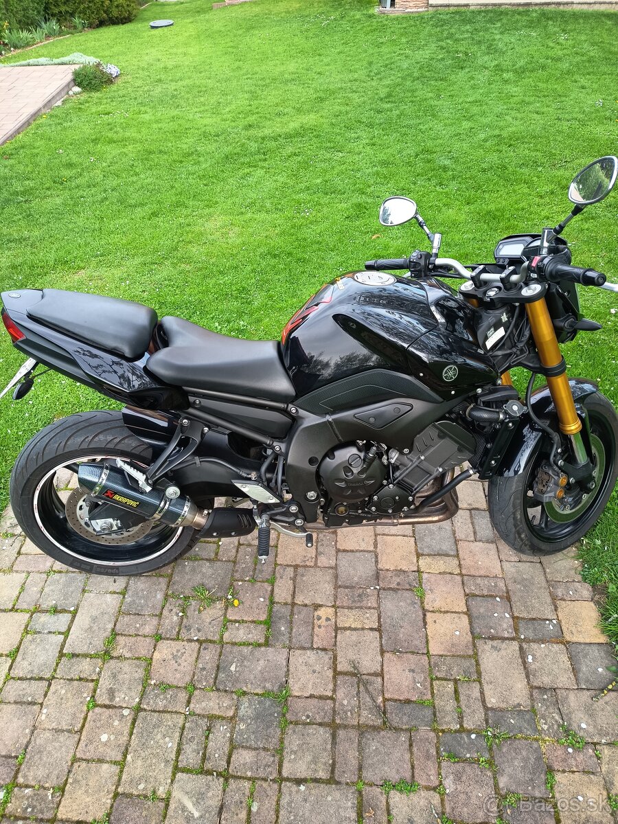 Yamaha FZ8 - 6