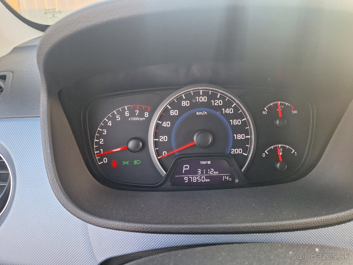 HYUNDAI I10 BENZÍN 1,2 AUTOMAT - 6