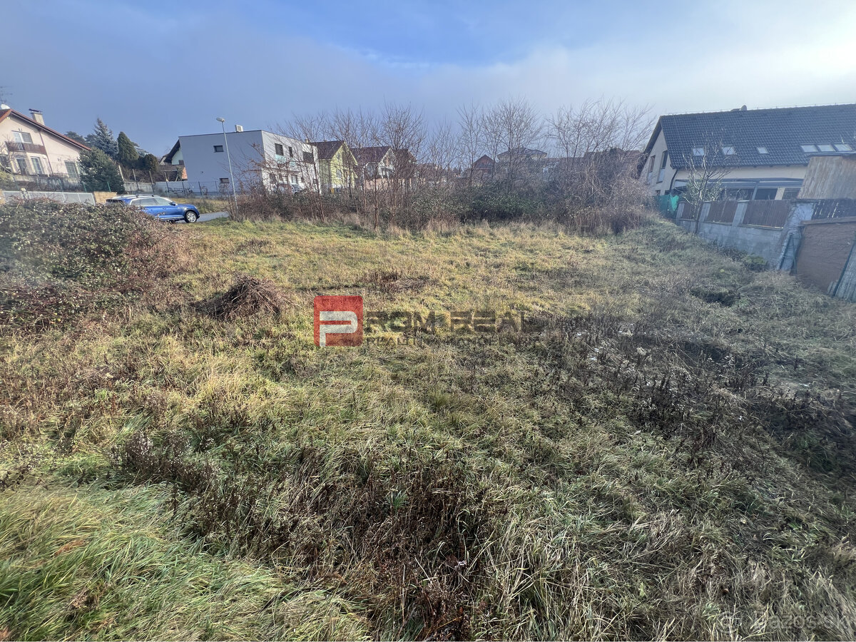 Pripravujeme do ponuky - Lukratívny pozemok centrum Stupavy - 6