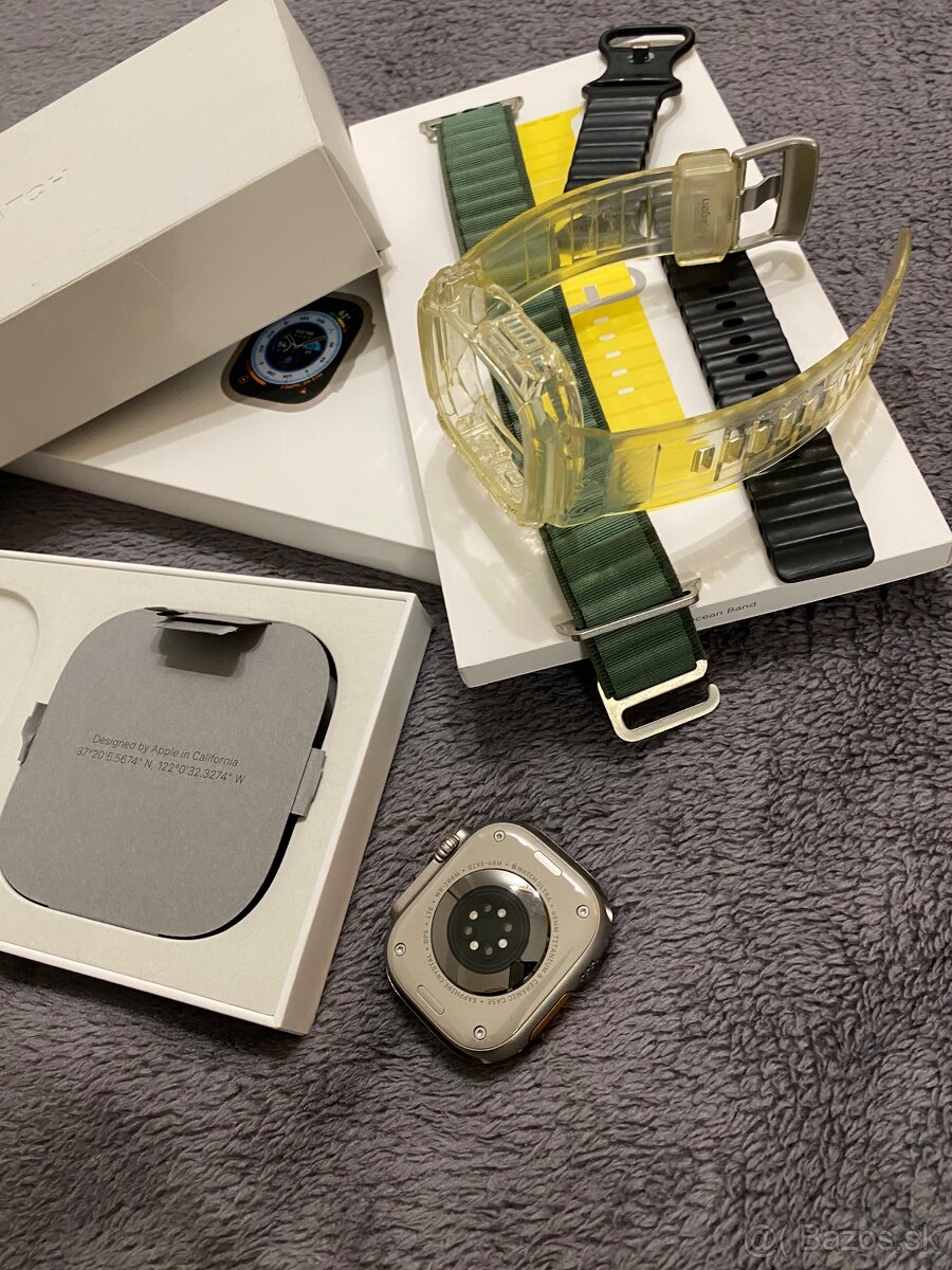 Apple Watch Ultra + 3 náramky - 6
