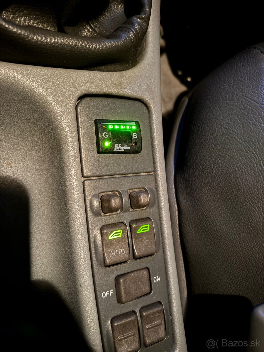 Volvo v40 1.8 85kw LPG - 6