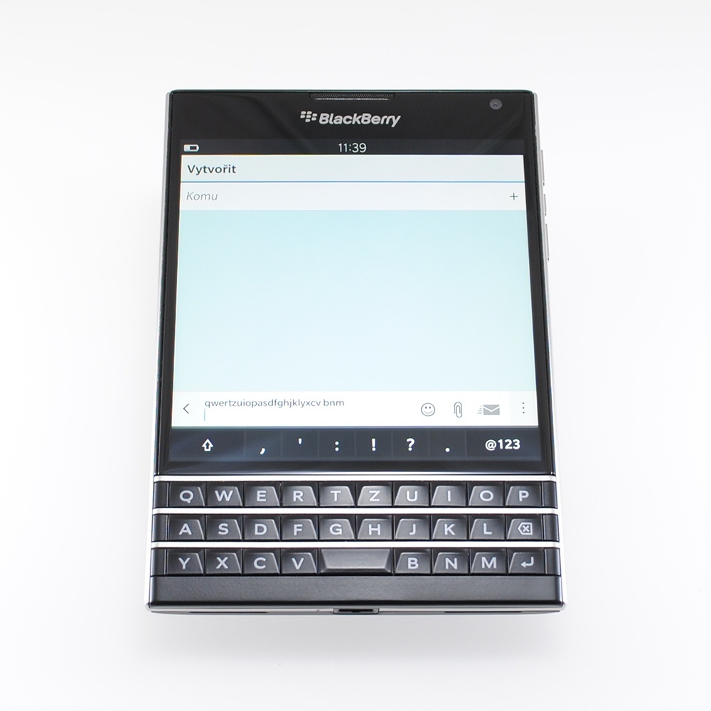 BlackBerry Passport - 6