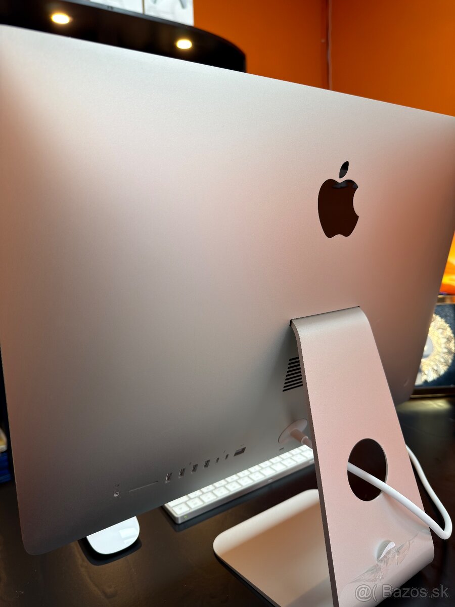 Apple iMac 21.5" Mid 2017 - 6