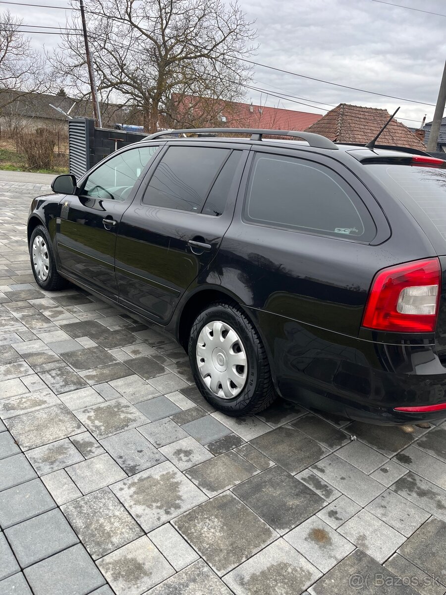 Skoda octavia cambi 1.9 tdi Dsg elegance - 6