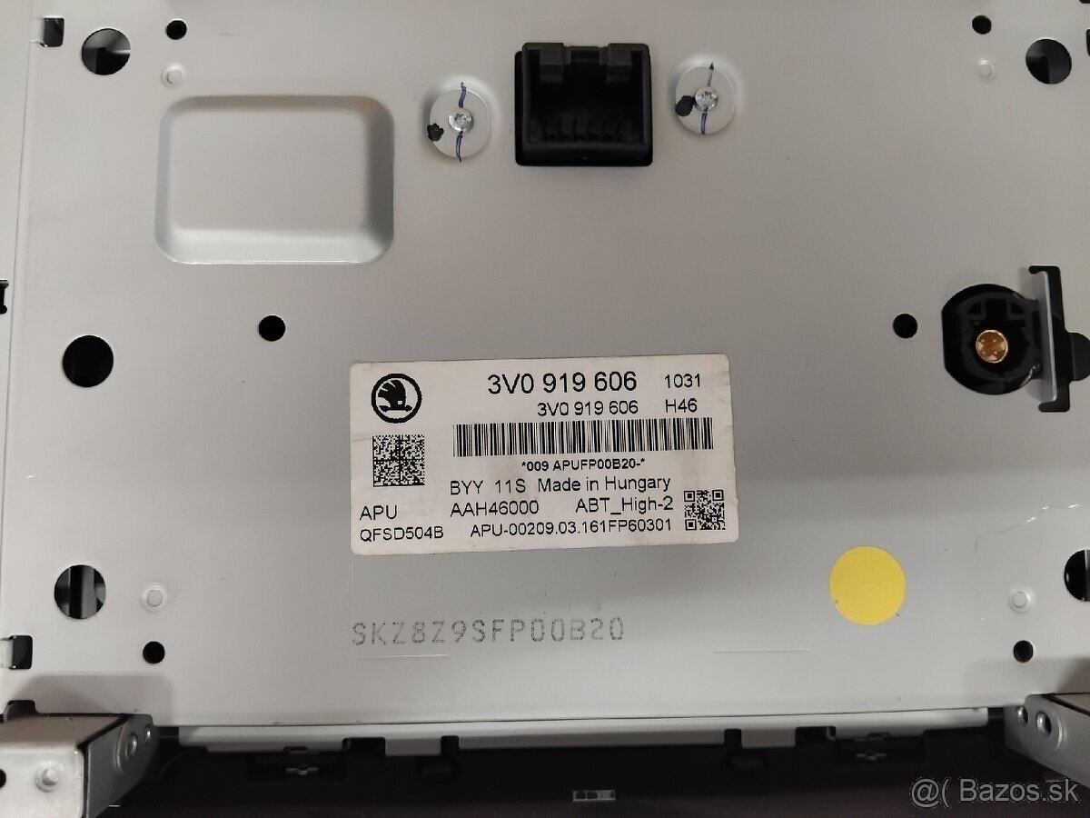 LCD displej + modul autorádia Superb 3 - 6