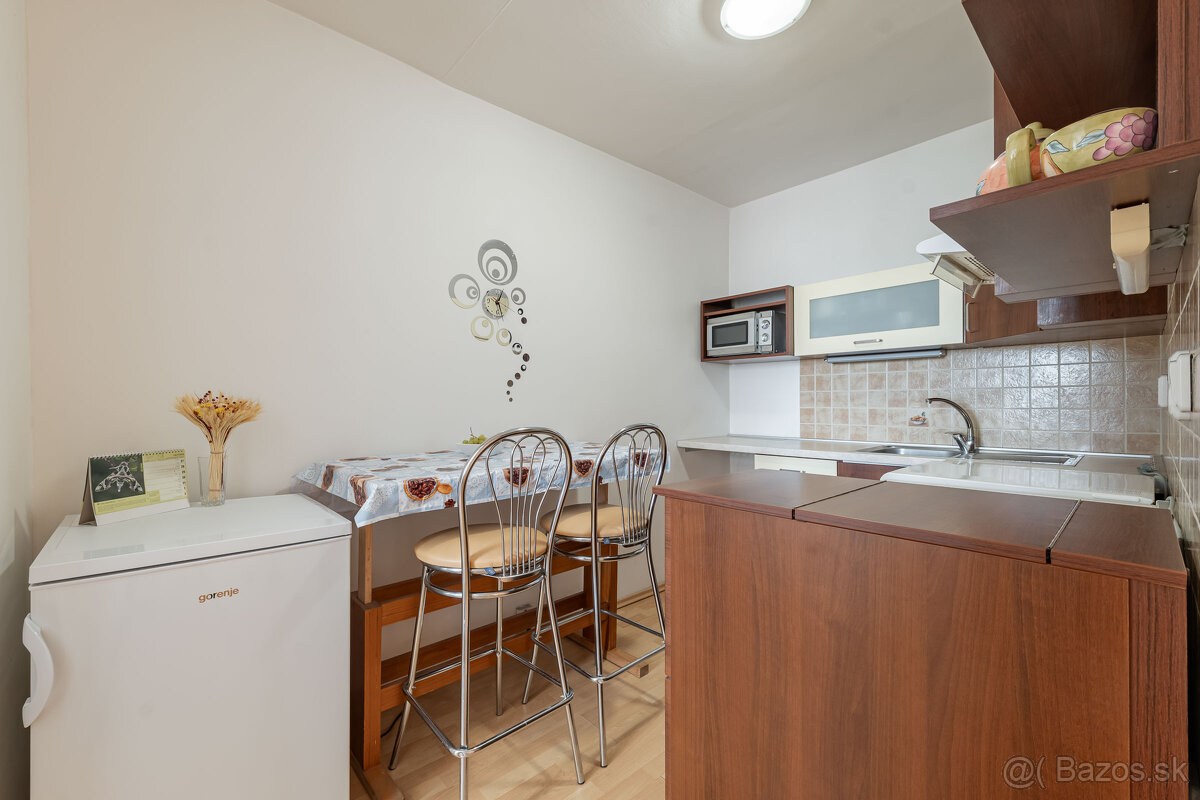 Predaj - 2 izbový byt + kk - REK, Košice I. - Staré mesto - 6