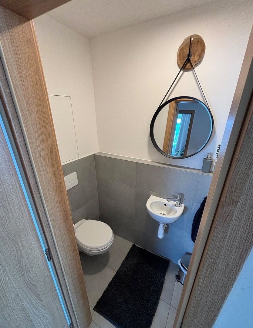 Na prenájom 3izbový byt s balkónom Ovocné sady, ulica Ivansk - 6