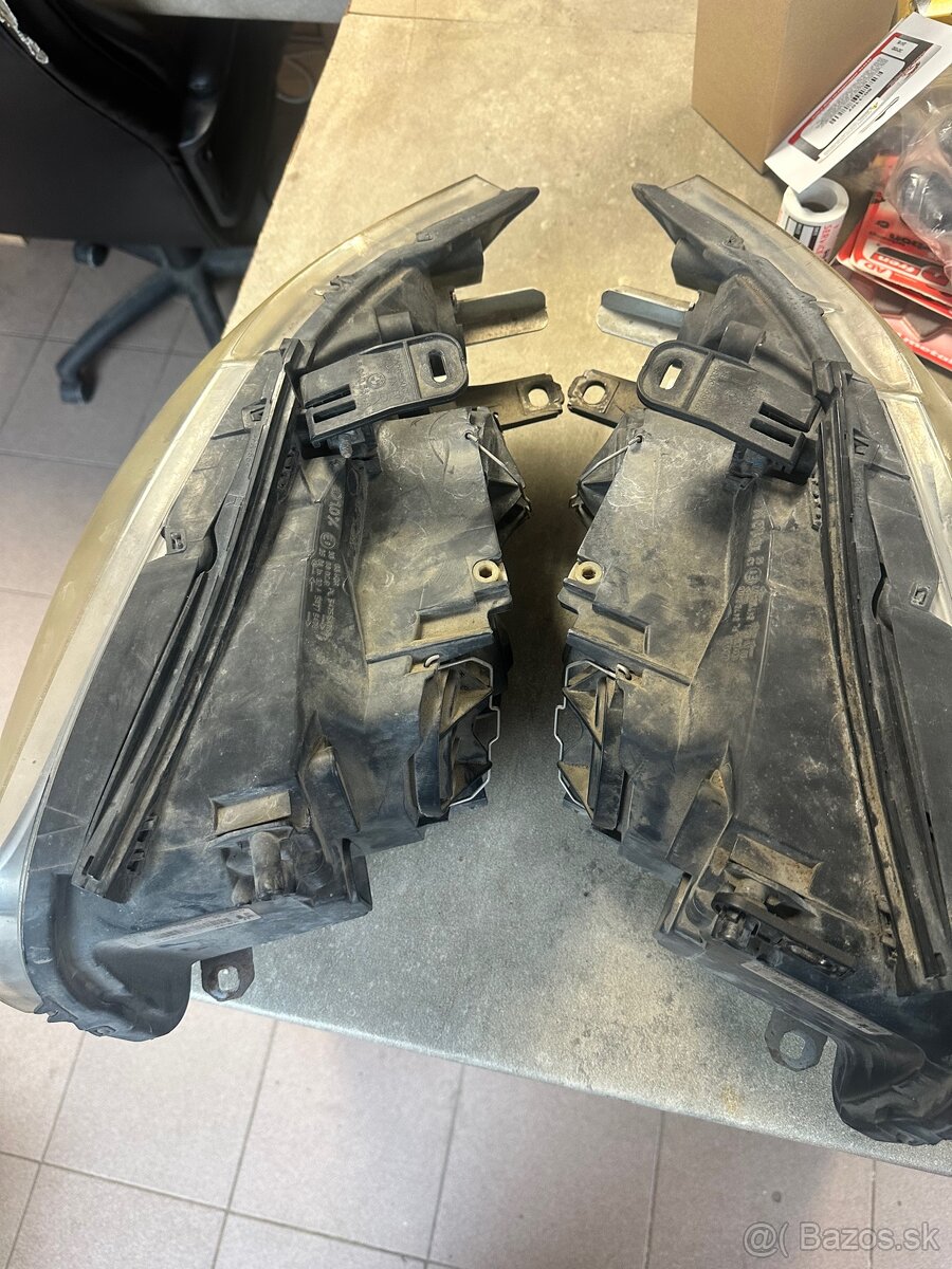 BMW E87 Predne svetla - 6