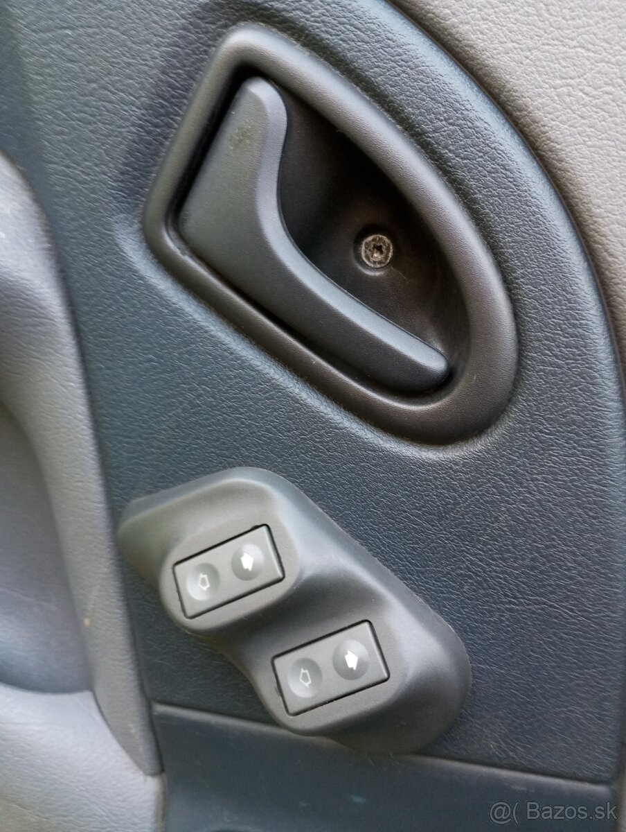 Renault Clio 1.2 - 6