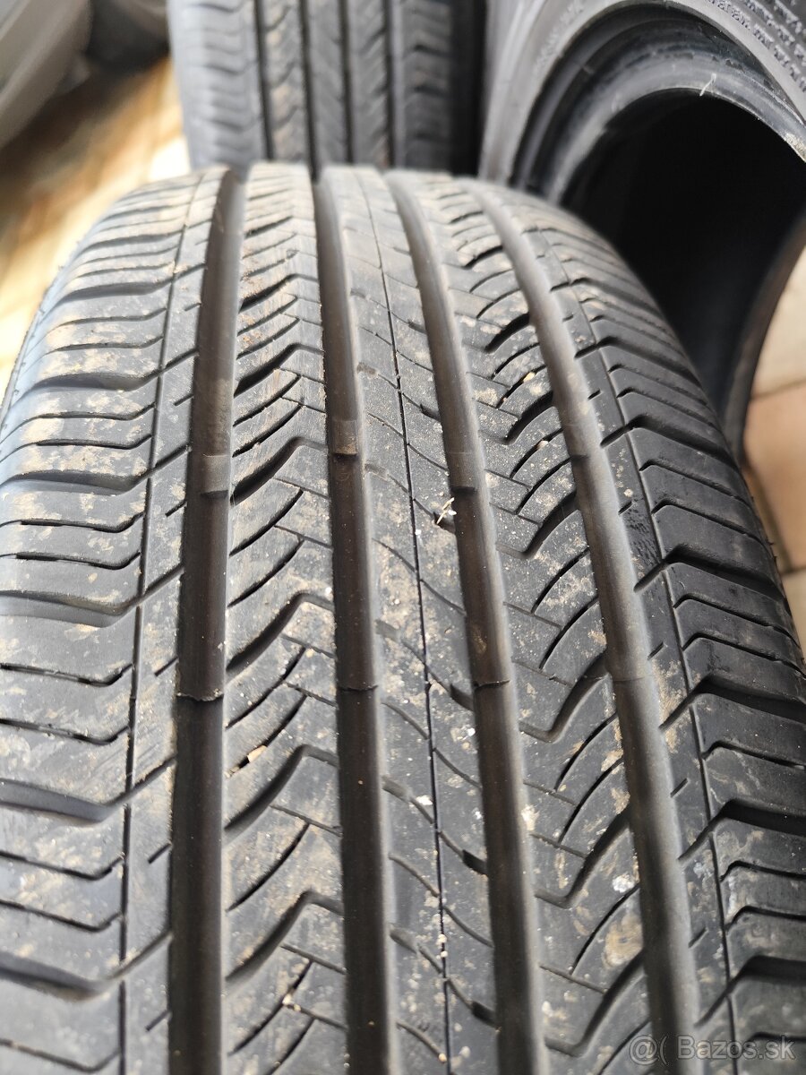 Predám letné pneu 215/55 R17 - 6