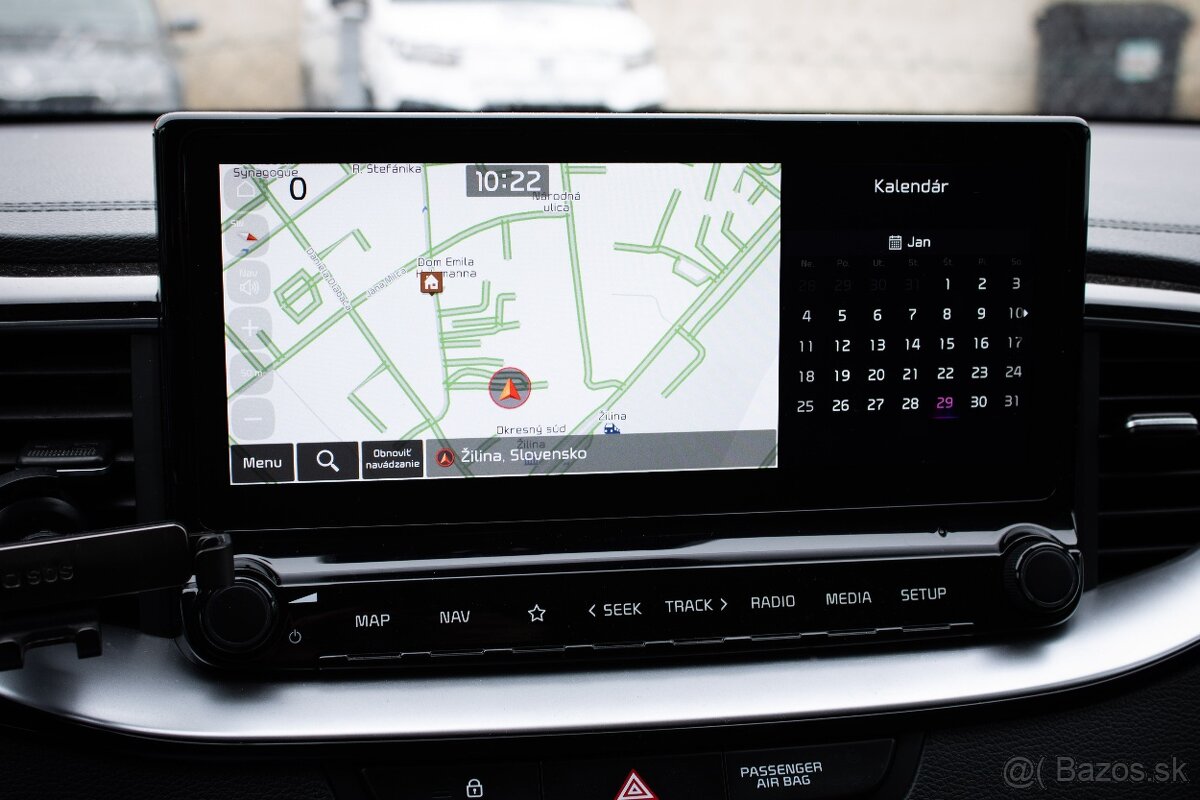 Kia Ceed SW 1.5 TGDi Silver, 1. Majiteľ, Navi,Kamera,Connect - 6