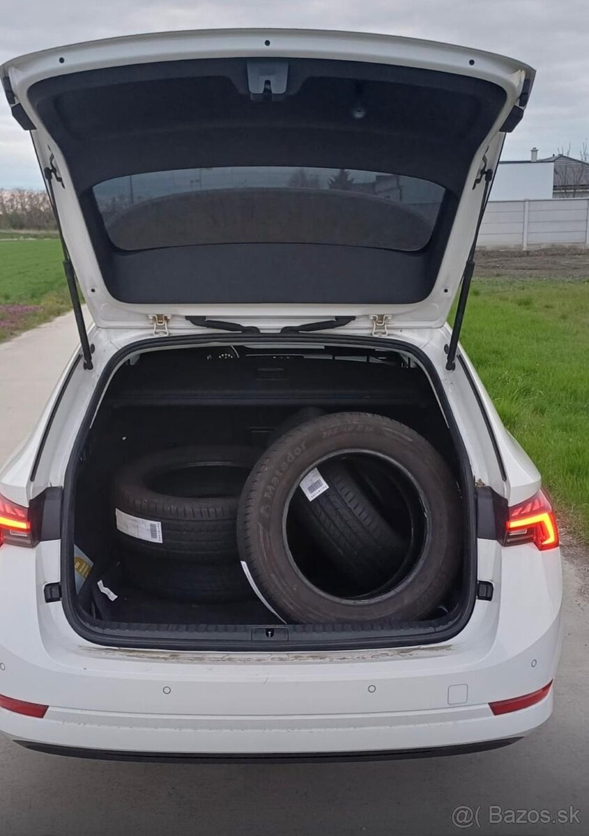 Predam Škoda Octavia 4 IV 2022 kupena SR - 6
