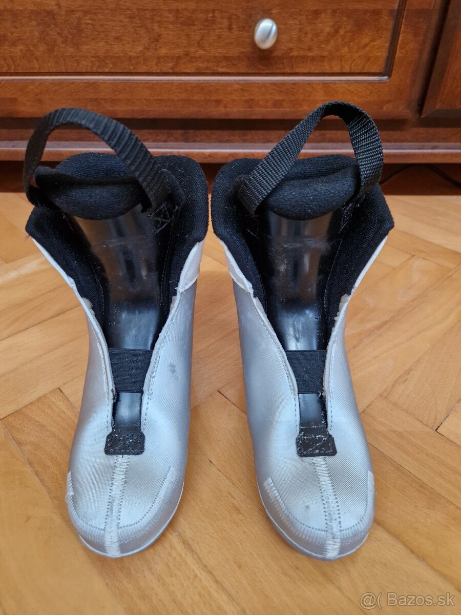 Lyziarky Atomic mondo 20-20,5 (velkost 30) - 6