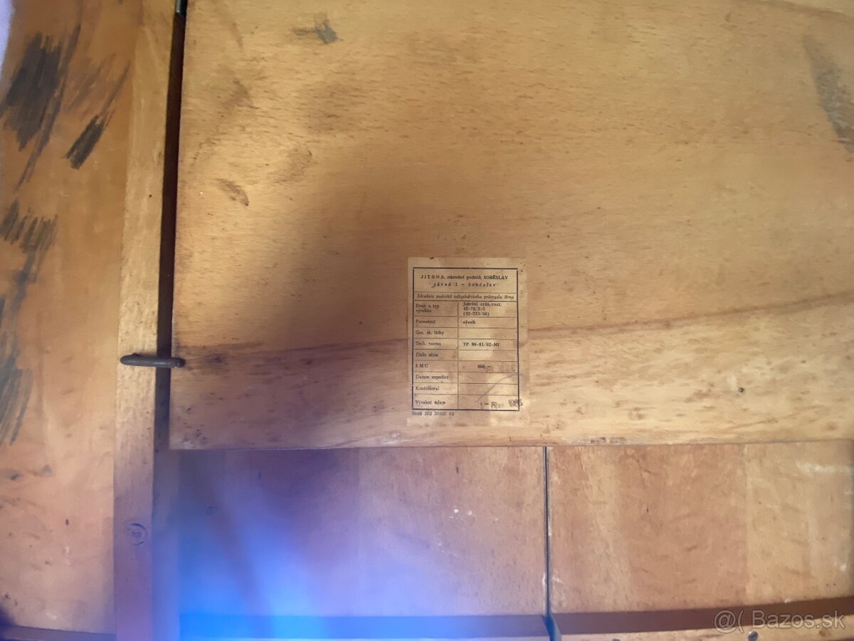 Jitona jedálenský stôl retro - 6