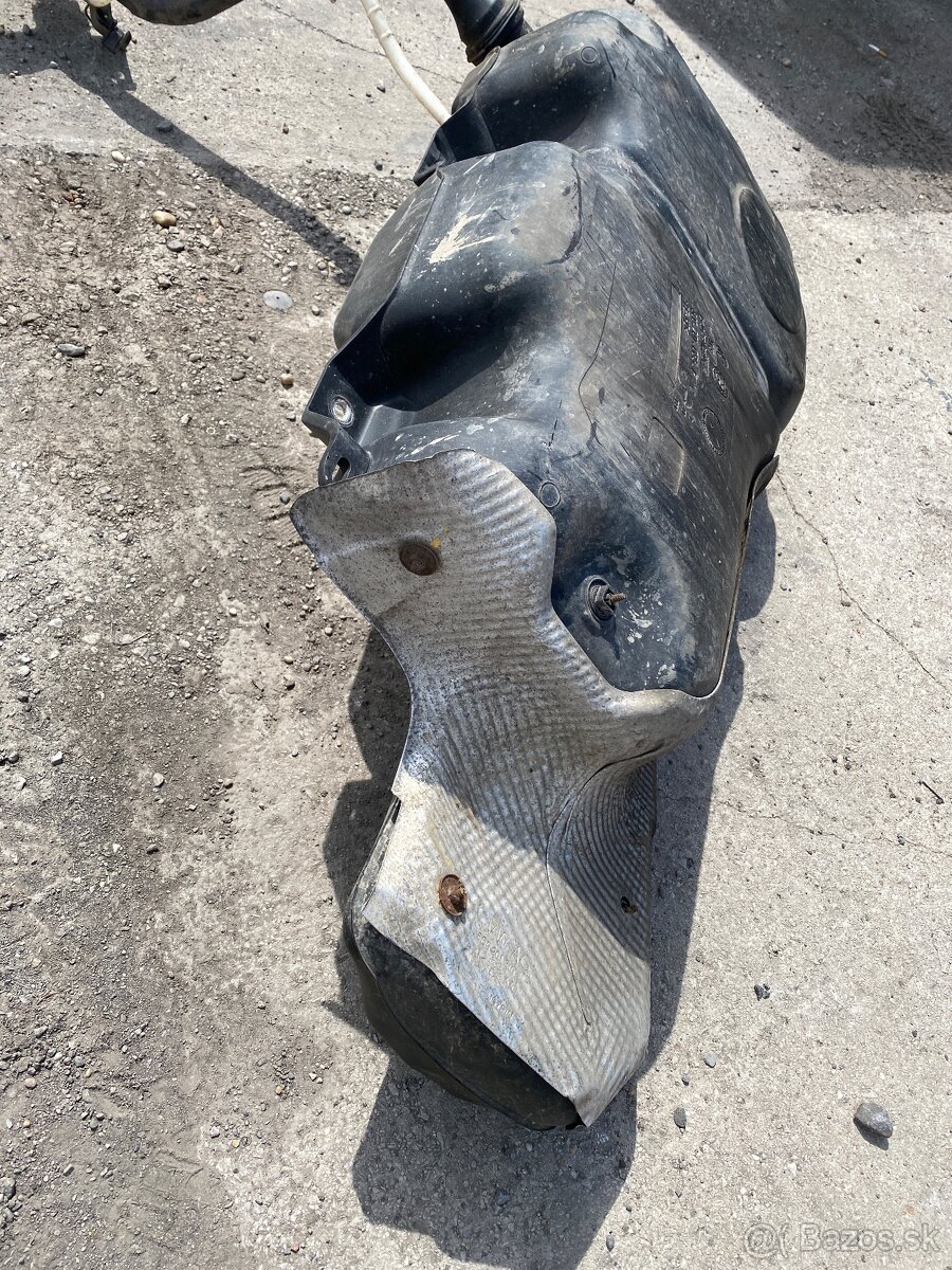 Palivová nádrž Octavia 3 diesel - 6