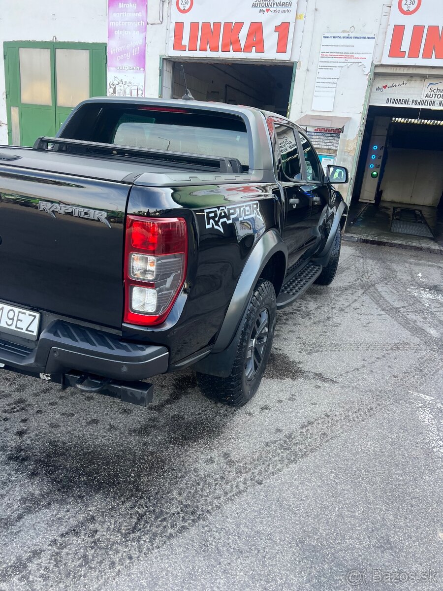 Ford Raptor - 6