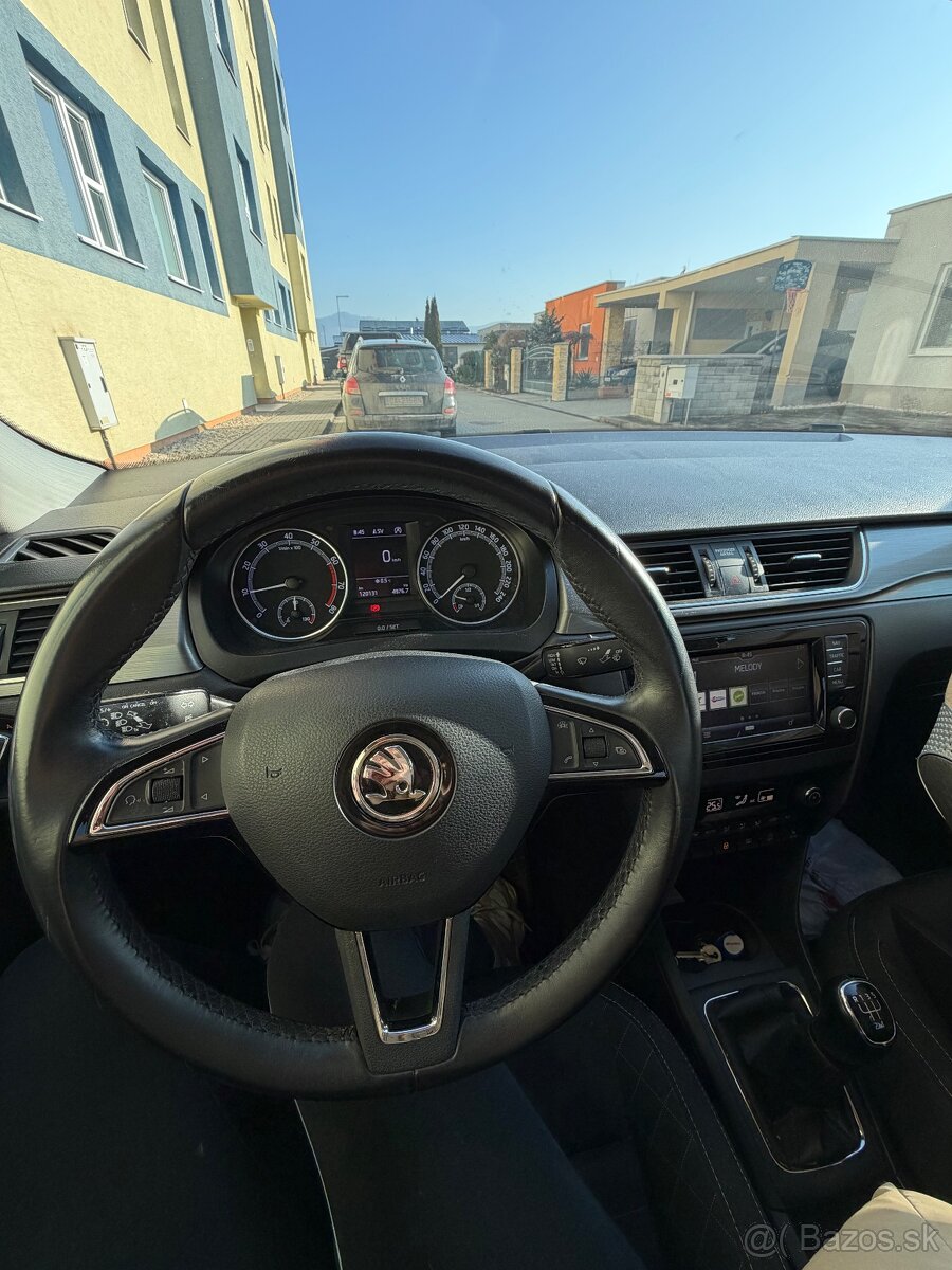 Škoda Rapid 1.0 TSI - 6