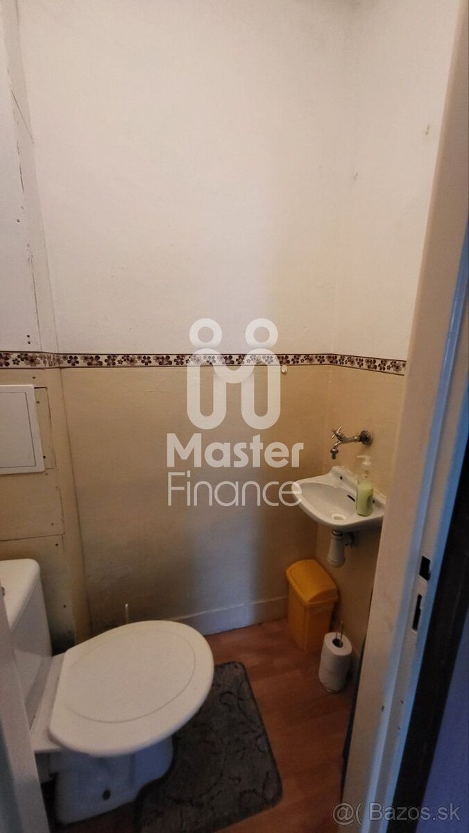 ZNÍŽENÁ CENA NA PREDAJ 3-IZBOVÉHO BYTU vhodného na rekonš - 6