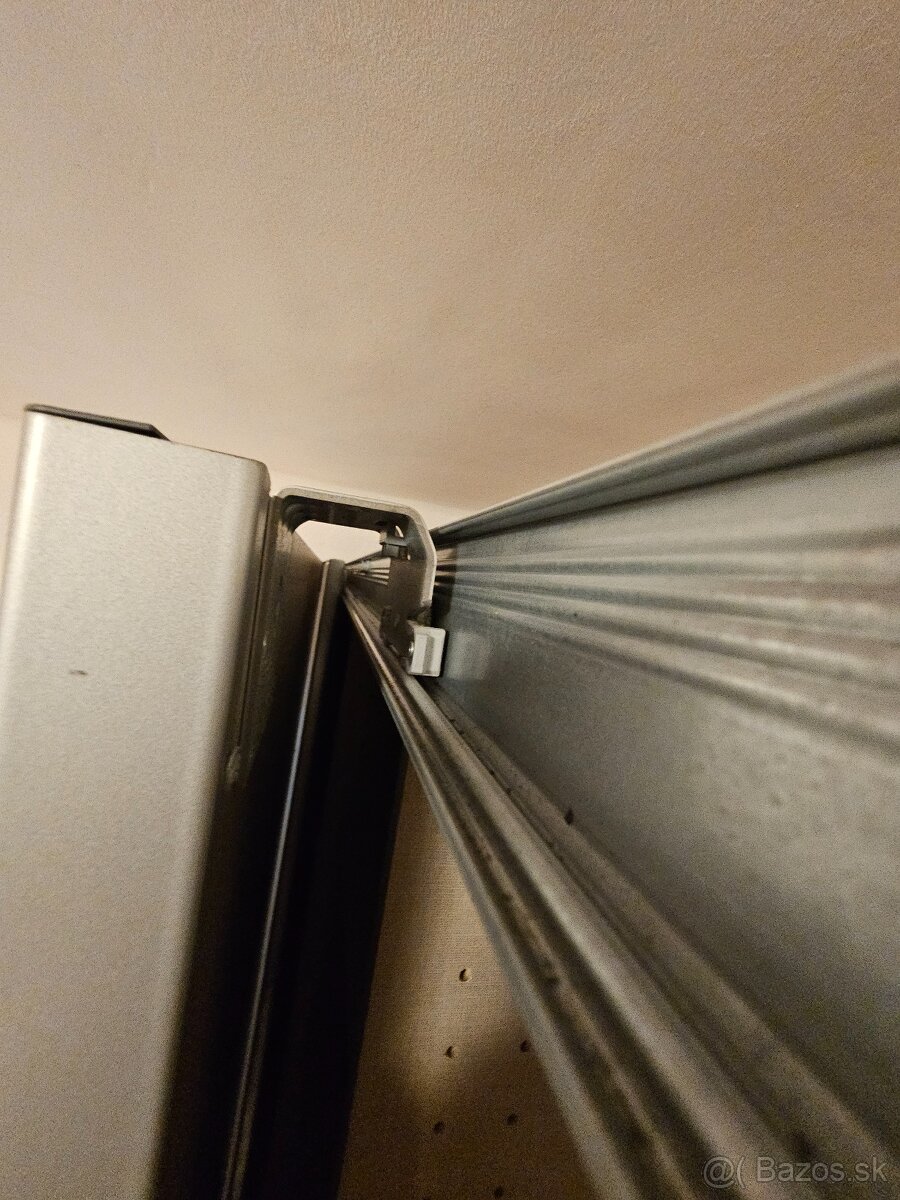 Šatníková skriňa - 6