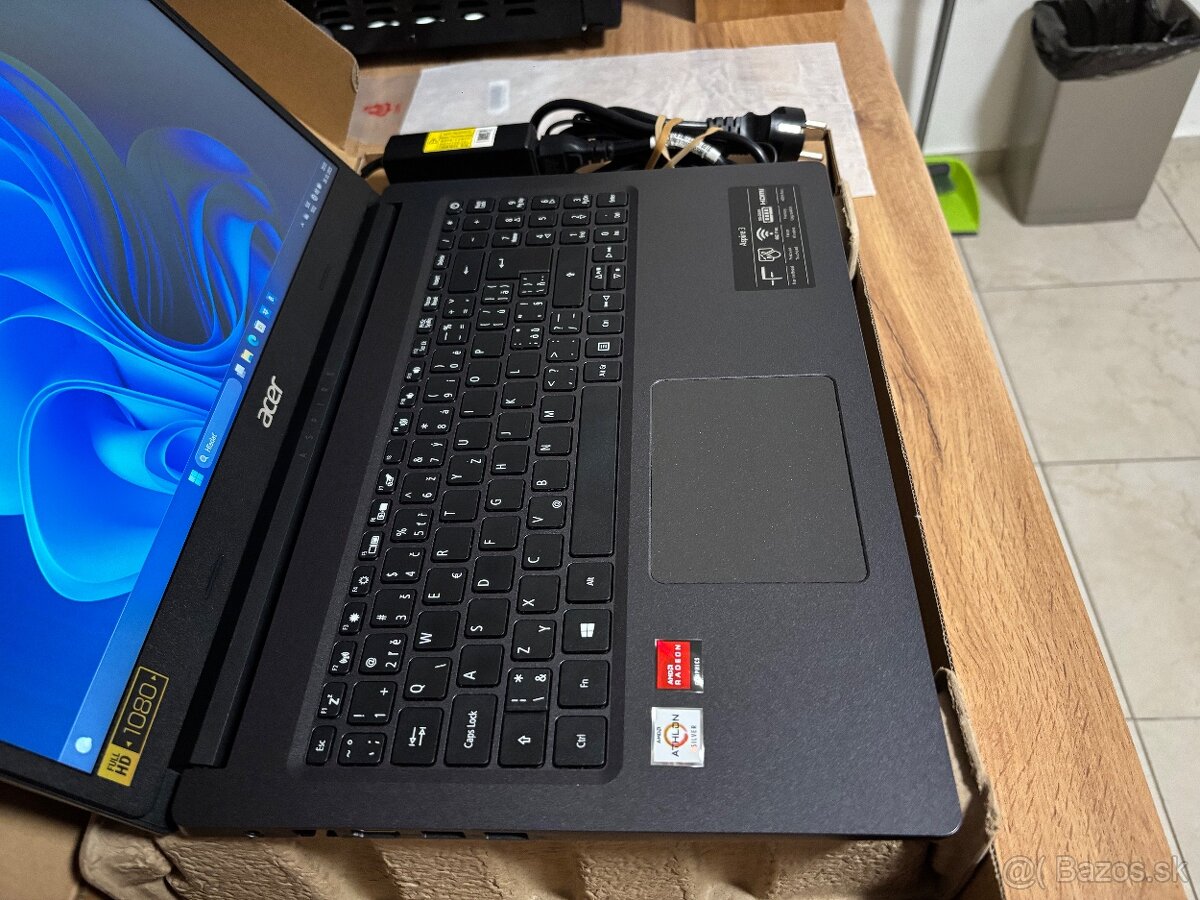 15.6"/Acer Notebook/4GB RAM DDR5/128GB NVMe// SSD/AMD Radeo - 6