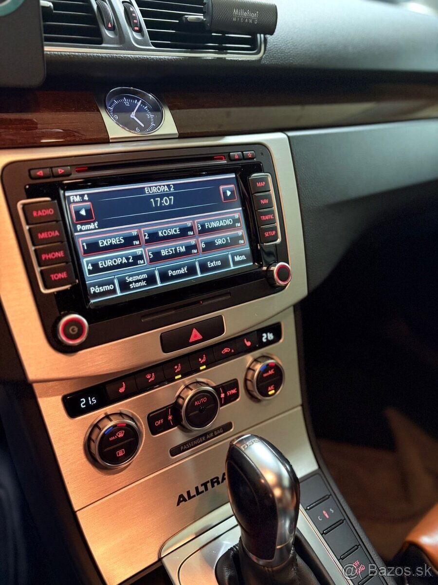 WV Passat Alltrack - 6