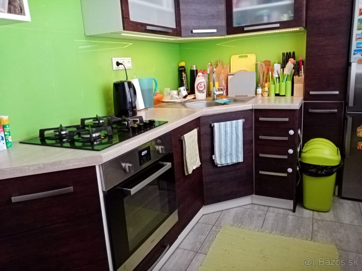 Predám zrekonštruovaný byt Giraltovce - 6
