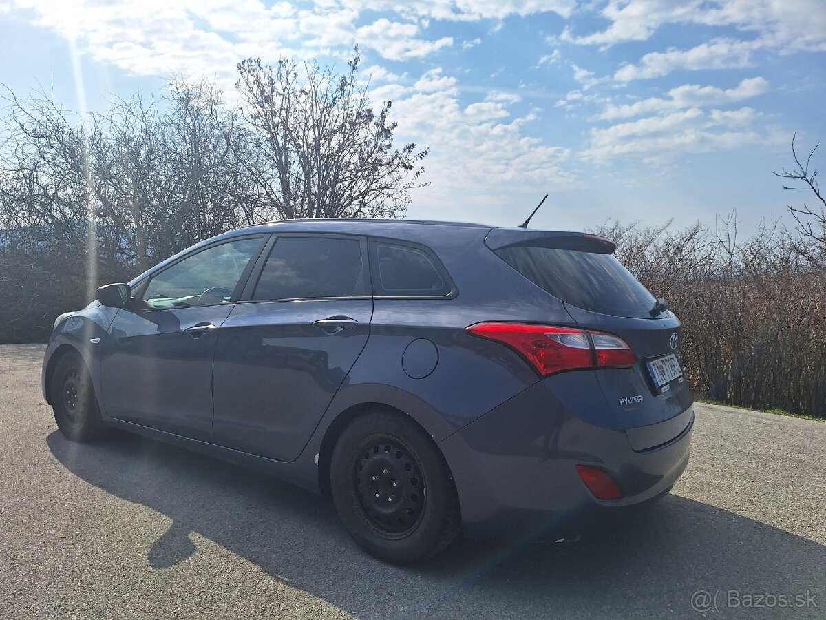 Hyundai i30 combi 1.4 crdi 66kw - 6