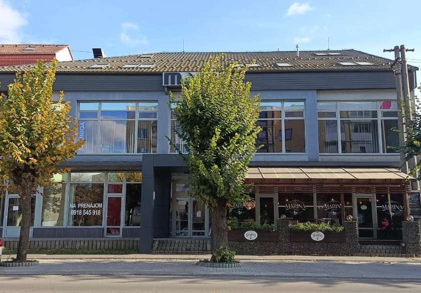 PRENÁJOM kancelárie - výmera 61,9 m2 - 6