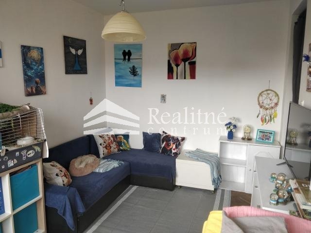 Predáme 2 izb. byt s lodžiou - 6