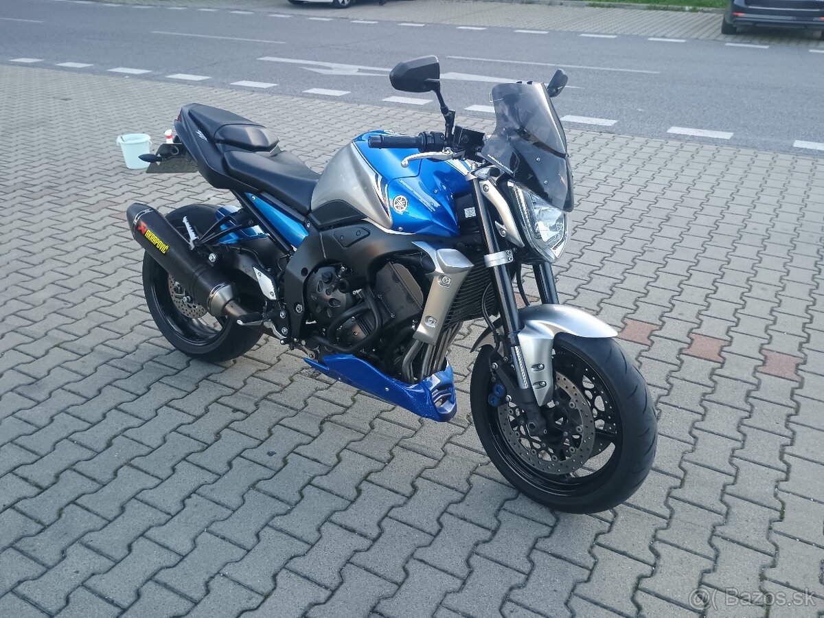 YAMAHA FZ1 2011 - 6