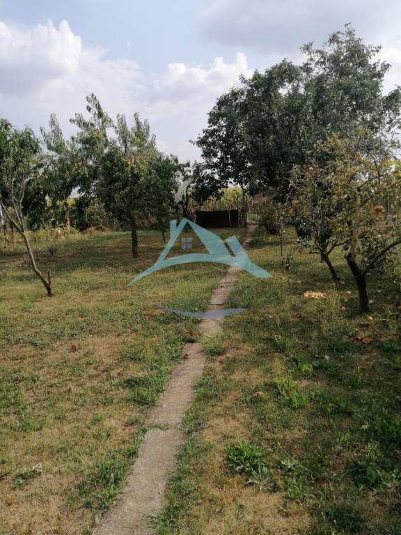 Priestranný rodinný dom v obci Bajka na predaj - 6