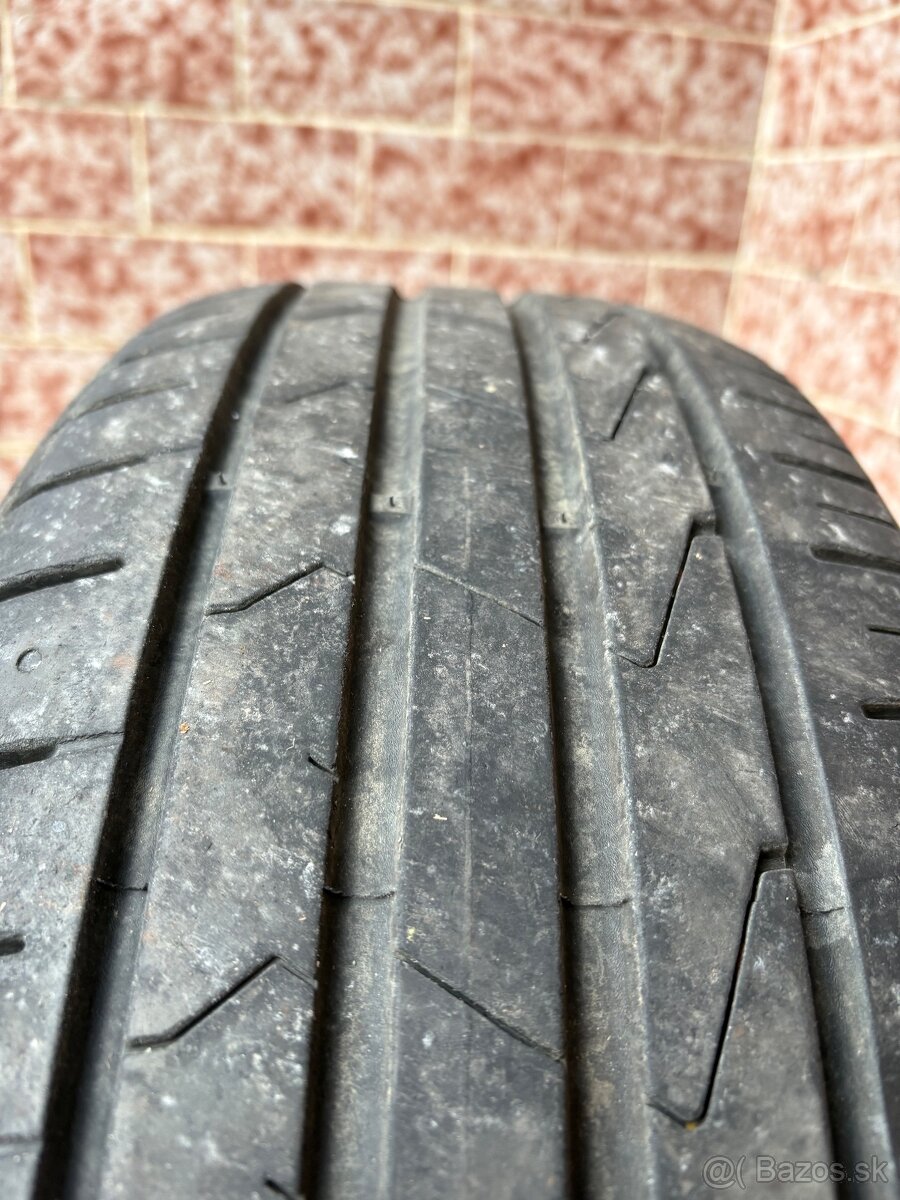 Letné pneumatiky 215/60 r16 - 6