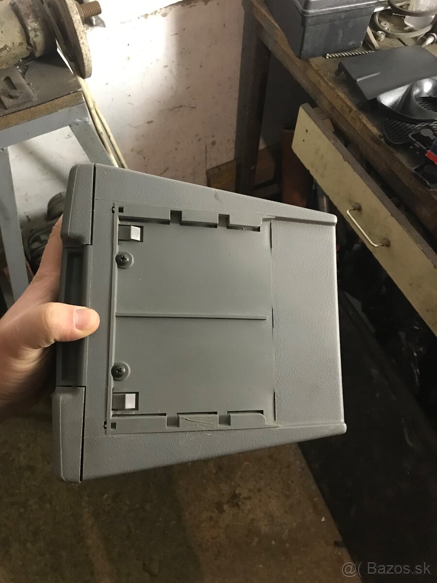 Škoda Felicia GLXI Skrinka Pod Rádio - 6