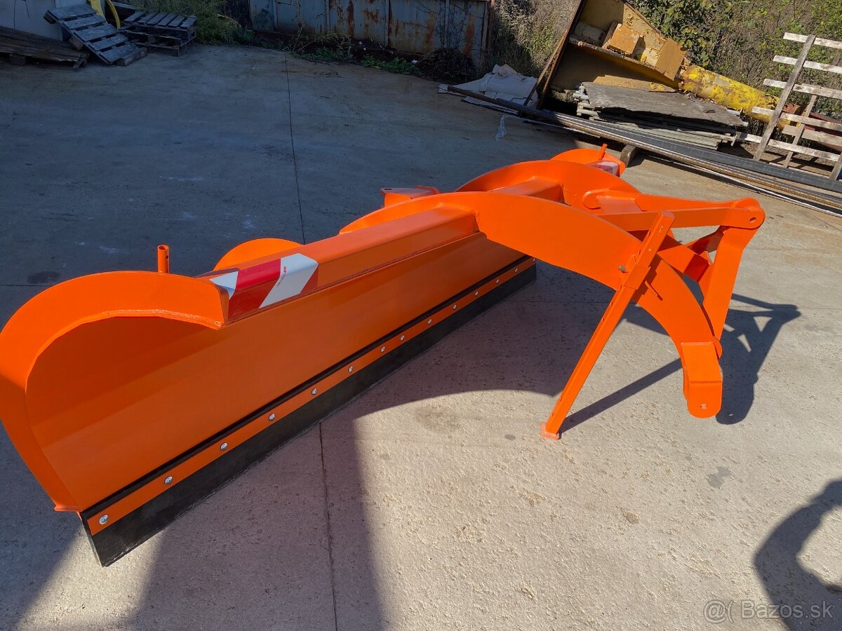 Predám snehovú radlicu 3m záber - 6