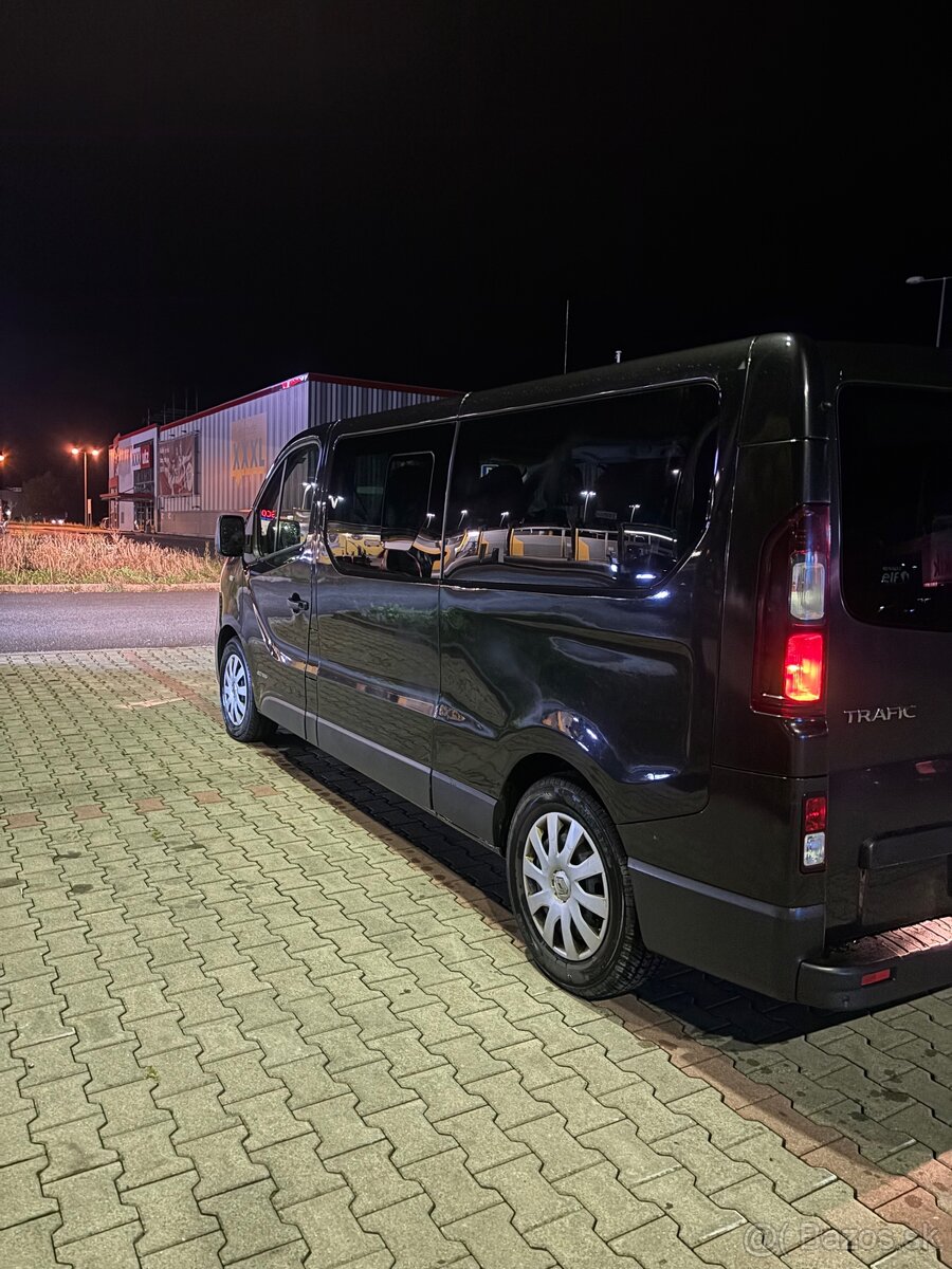Renault Trafic 1.6 - 6