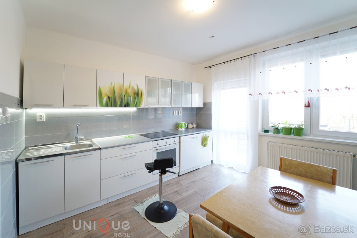 NA PREDAJ RODINNÝ DOM V KAMENIČNEJ - 6