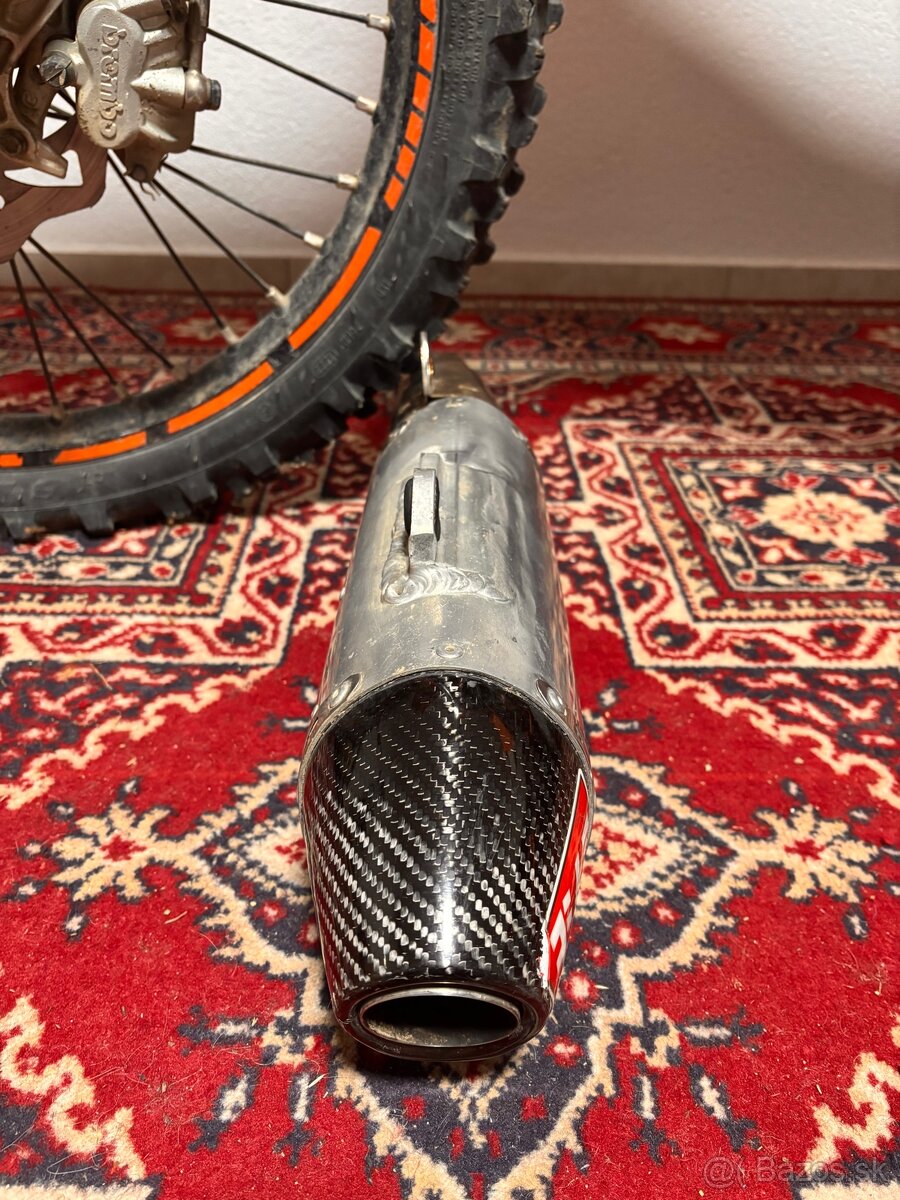 výfuk Yoshimura RS-4 - 6