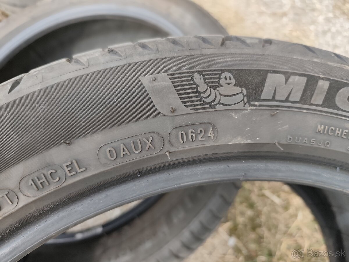 235/45R18 98W Michelin letná - 6