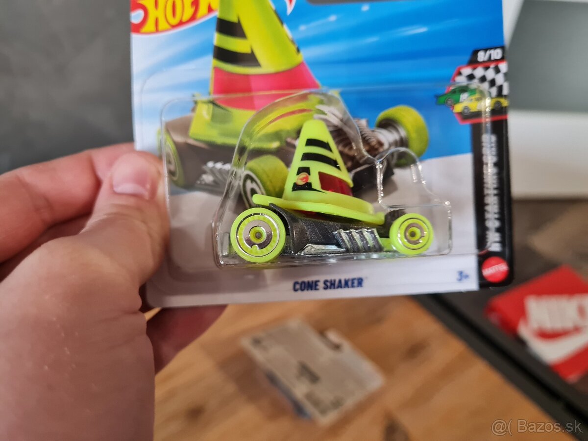 Ferrari Cilindri a Treasure Hunt 2026 Hot Wheels - 6