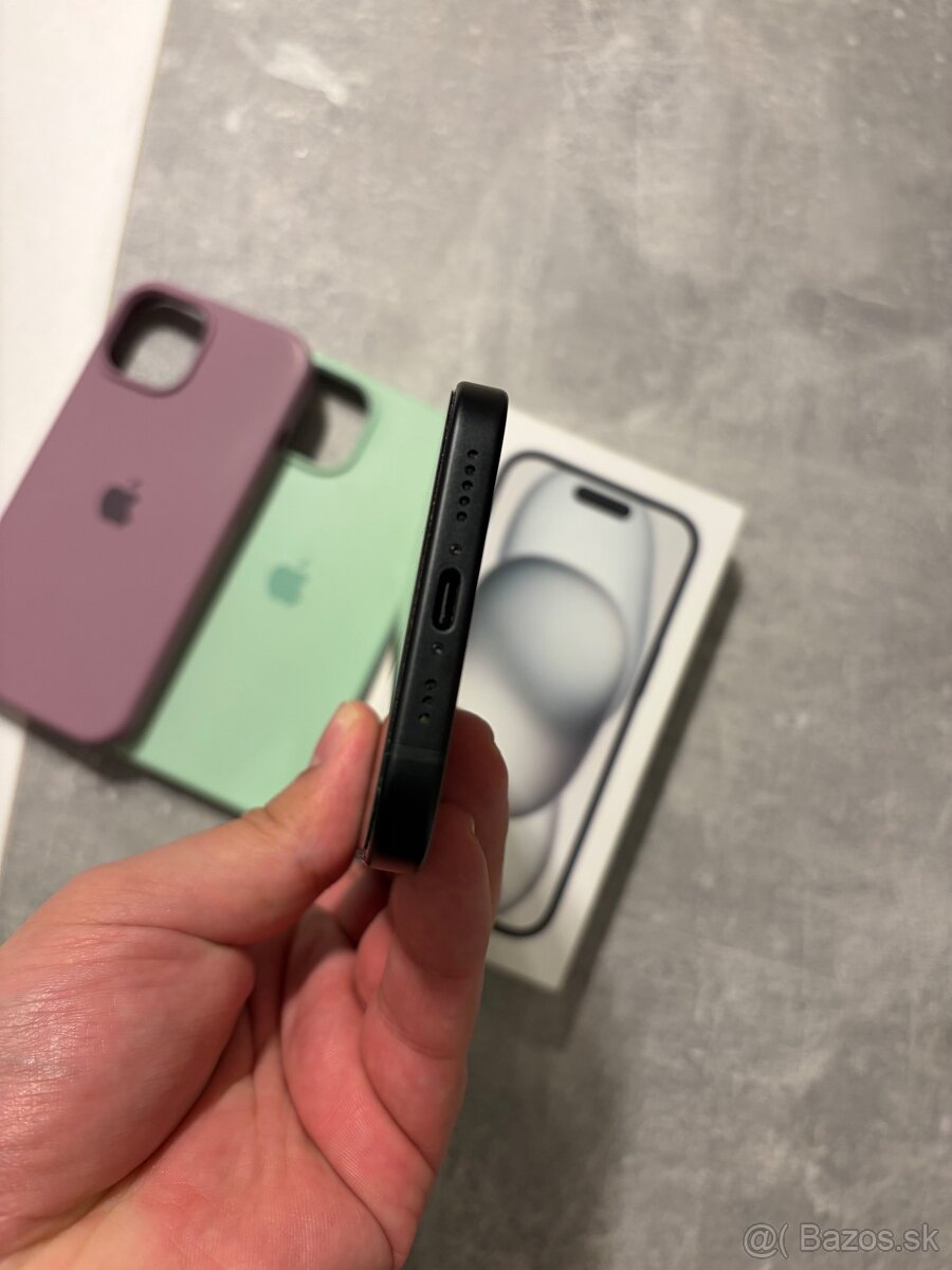 iPhone 15 128GB TOP STAV - 6